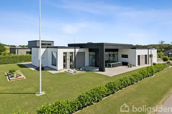 Villa på Augustavej 9, 8831 Løgstrup