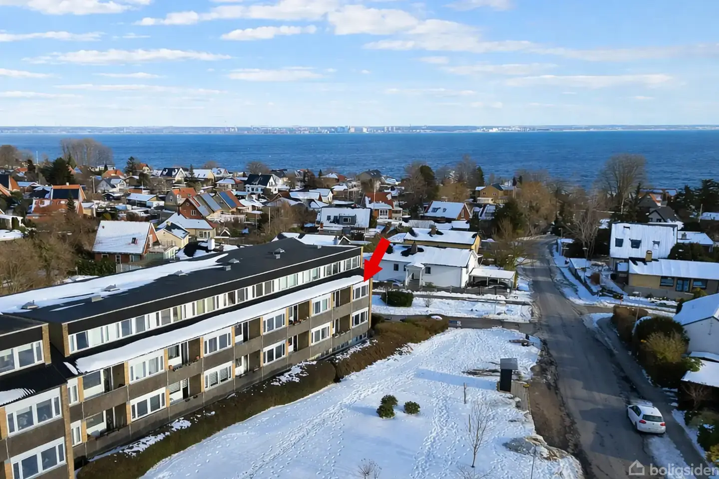 Lys og indflytningsklar 2-værelses med betagende udsigt til Øresund