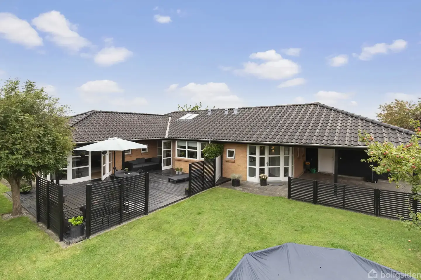 Velopført familievilla på lukket vænge i Stavtrup