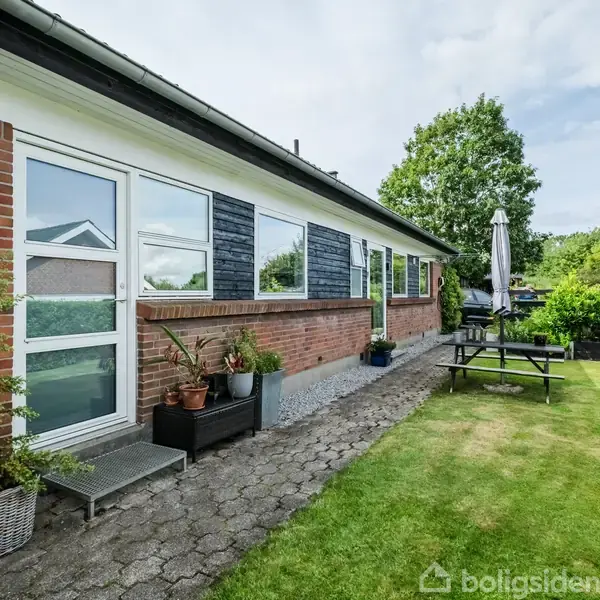 Villa på Jeppe Åkjær Vej 15, 7182 Bredsten