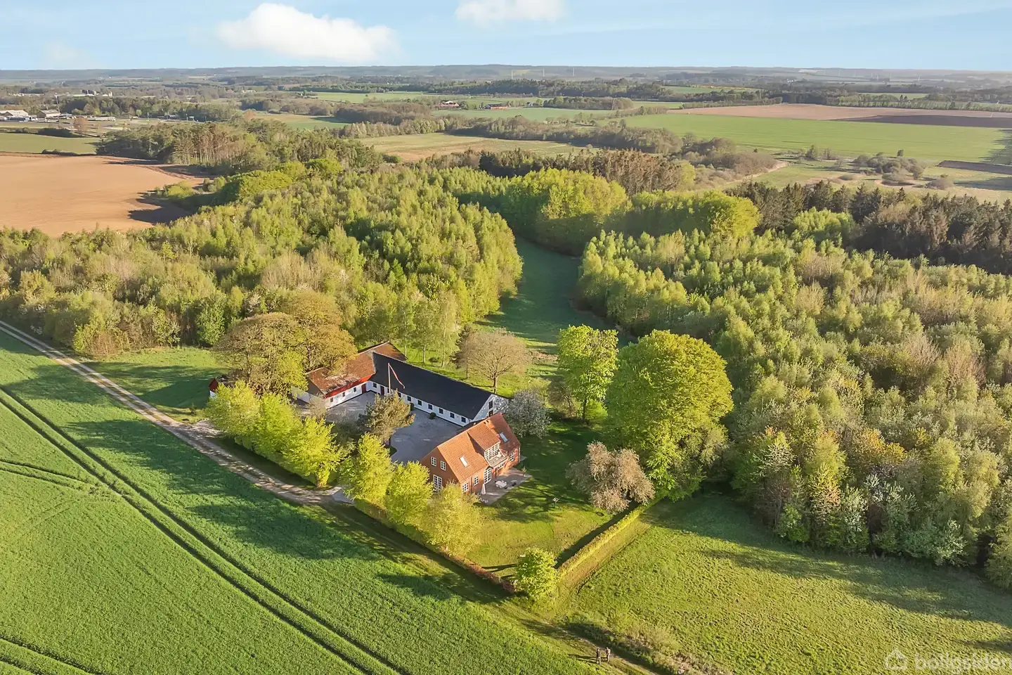 Landlig idyl – 23 hektar med mulighed for hestehold - Visning 2