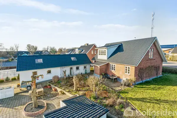 Villa på Viborgvej 825, 8471 Sabro
