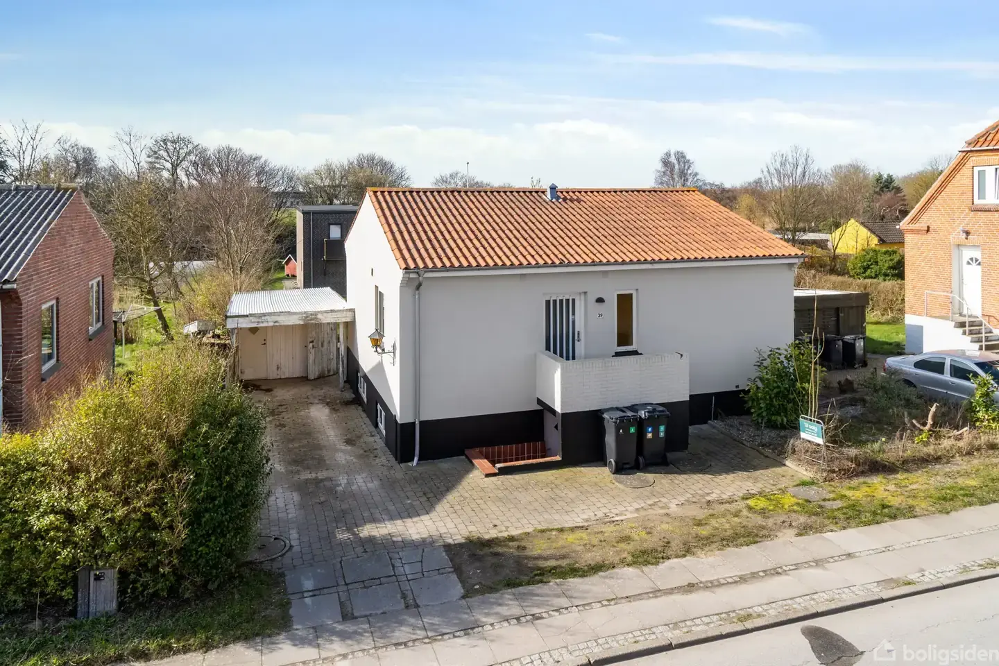 Pæn villa ikke langt fra vandet i Rødbyhavn!