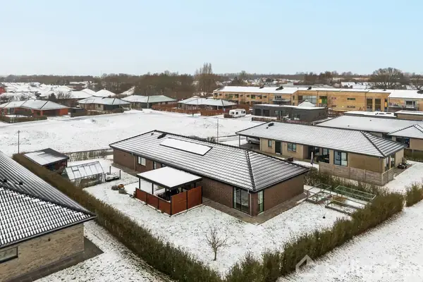 Villa på Snedronningen 19, 5240 Odense NØ