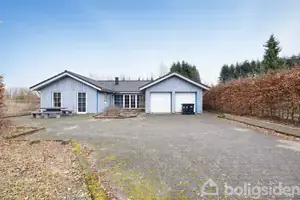 Villa på Mødalvej 5A, 8471 Sabro