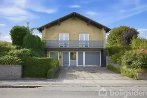 Villa på Forsythiavej 7, 8270 Højbjerg
