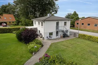 Villa på Virksundvej 79, 8831 Løgstrup