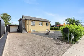 Villa på Rosenvej 31, 9300 Sæby