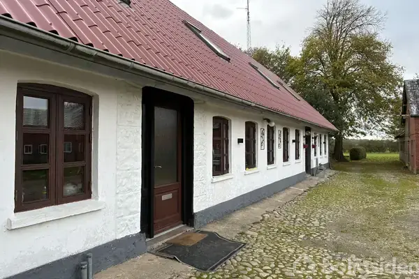 Landejendom på Blåskærvej 1, 6660 Lintrup