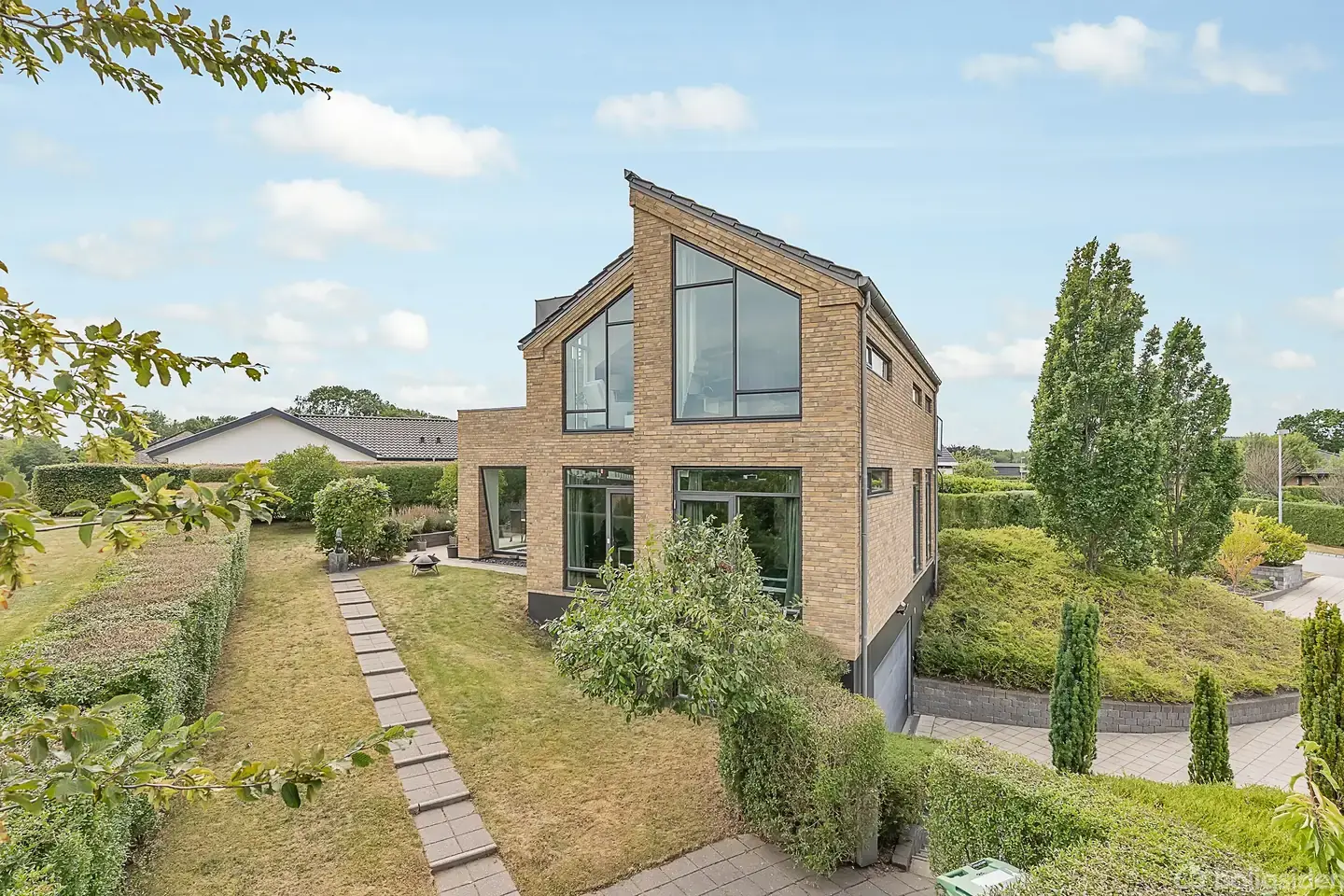 Villa på Asmusgårdsvej 38, 8520 Lystrup