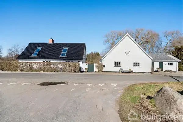 Landejendom på Enghavevej 12, 4720 Præstø