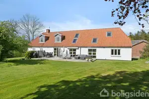 Landejendom på Vejlgårdvej 11, 7800 Skive