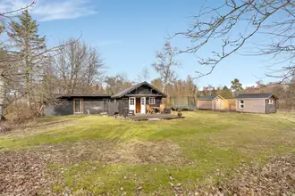 Fritidshus på Carlsvognsvej 15, Thorup, 8420 Knebel