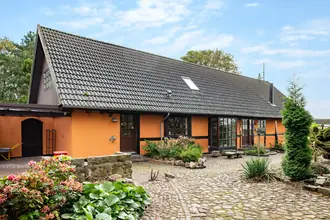 Villa på Ørslevvej 241, 4735 Mern