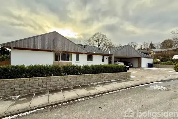 Villa på Risumvej 39, 8600 Silkeborg