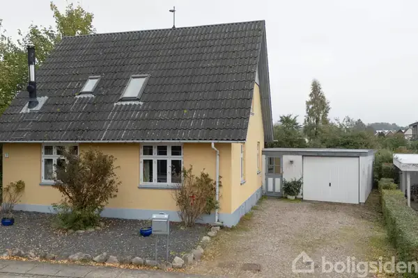Villa på Sportsvej 3, 5683 Haarby