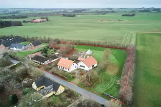 Landejendom på Over Vrøndingvej 32, 8700 Horsens