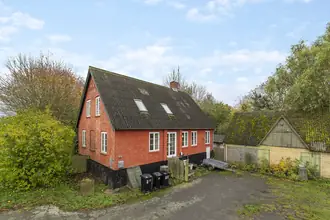 Landejendom på Søndre Landevej 168, Aaker, 3720 Aakirkeby