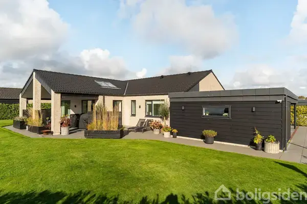 Villa på Obstrupvænget 5, 8320 Mårslet