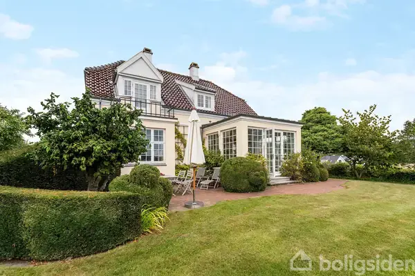 Villa på Strandvejen 14, 7120 Vejle Øst