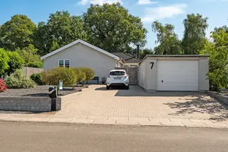 Villa på Gullfossvej 7, Tarup, 5210 Odense NV