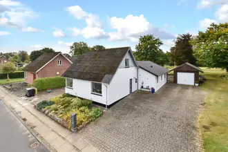 Villa på Sdr. Stationsvej 25, Thyregod, 7323 Give