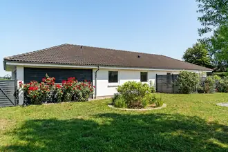 Villa på Kvædevej 8, 4735 Mern