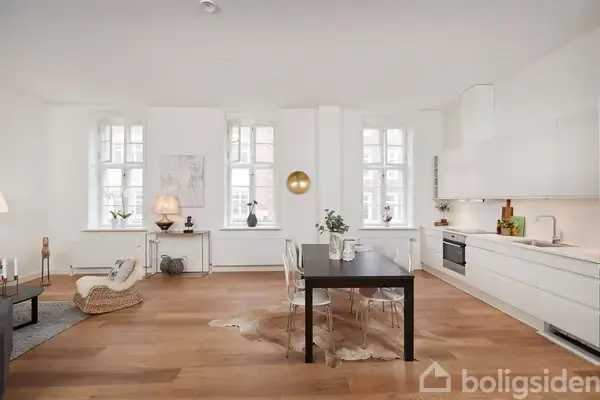 Ejerlejlighed på Søndergade 61, st., 8000 Aarhus C