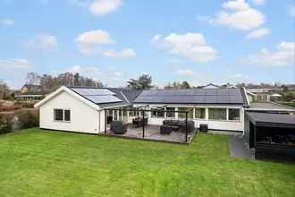 Villa på Erantisvej 2, Tulstrup, 3400 Hillerød