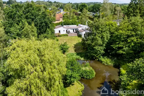 Villa på Vidnæsdal 9, 2840 Holte
