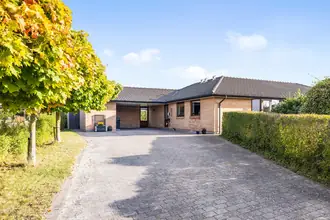 Villa på Østerløkken 52, 8381 Tilst