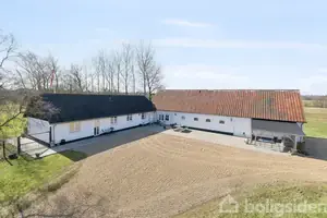 Landejendom på Bredvigvej 7, 7400 Herning