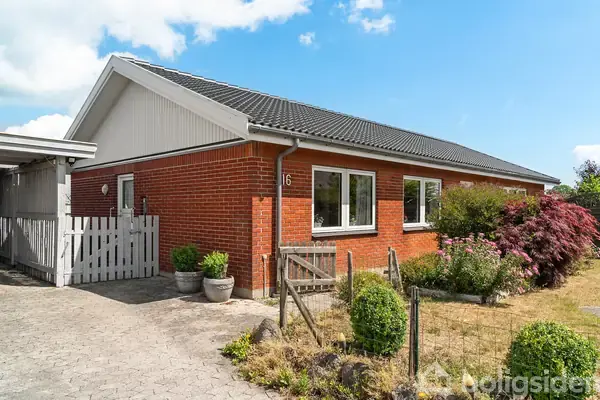 Villa på Morelvej 16, 4735 Mern