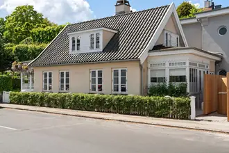Rækkehus på Strandvejen 353, 2930 Klampenborg