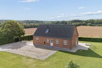 Villa på Landsbækvej 86, Skjød, 8450 Hammel