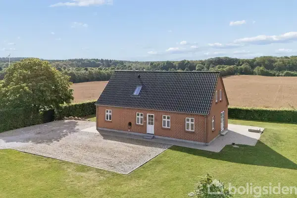 Villa på Landsbækvej 86, 8450 Hammel