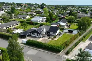Villa på Åvænget 9, 4690 Haslev