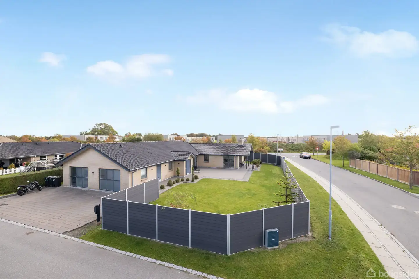 Villa på Blomstervænget 2, 8381 Tilst