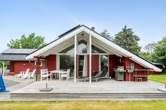Fritidshus på Bjørnsknudevej 52C, 7130 Juelsminde