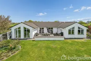 Villa på Præstevangen 2, 8382 Hinnerup