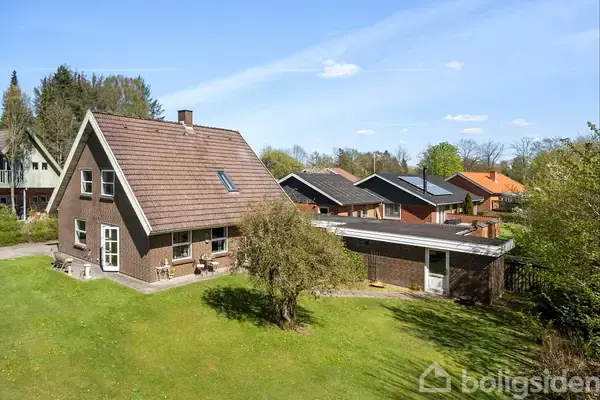 Villa på Lærkebakken 3, 8831 Løgstrup