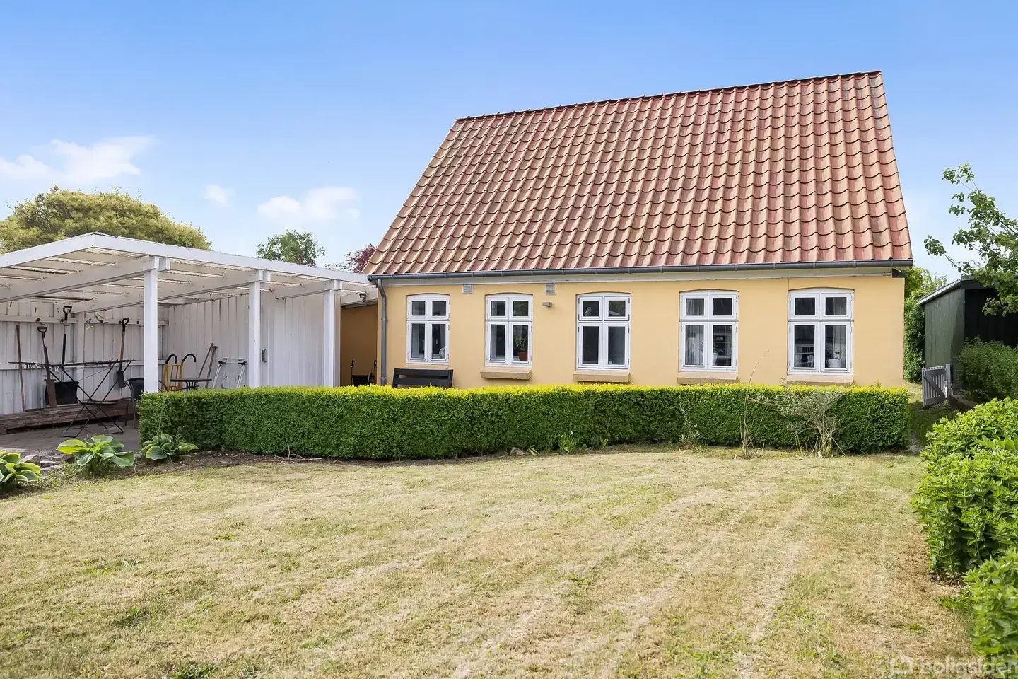 Villa på Løvkærvej 9, 8471 Sabro