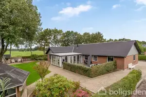 Villa på Leharsvej 8, 7500 Holstebro