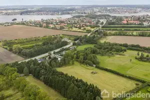 Villa på Sundbrovej 21, 5700 Svendborg
