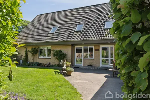 Landejendom på Snevrevej 4A, 9850 Hirtshals