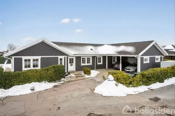 Villa på Lorentzensvej 21, 4070 Kirke Hyllinge