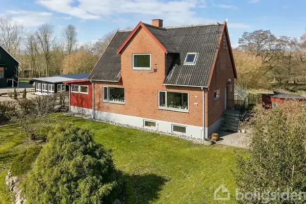 Villa på Erslevvej 83, 8370 Hadsten