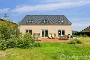 Villa på Triumfbuen 17, 3400 Hillerød
