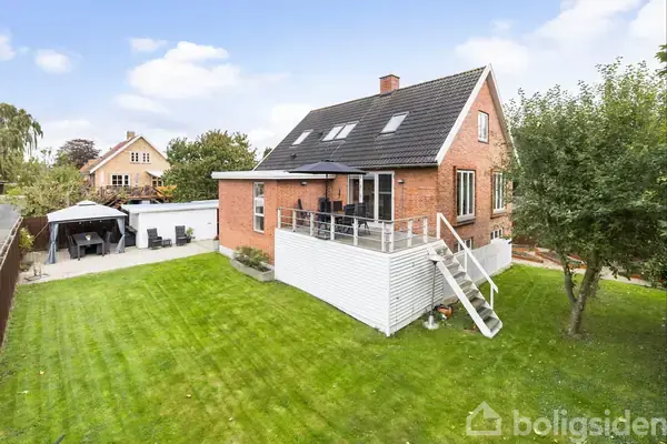 Villa på Snedronningvej 9B, 2730 Herlev