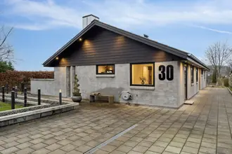 Villa på Vildrosen 30, 9510 Arden